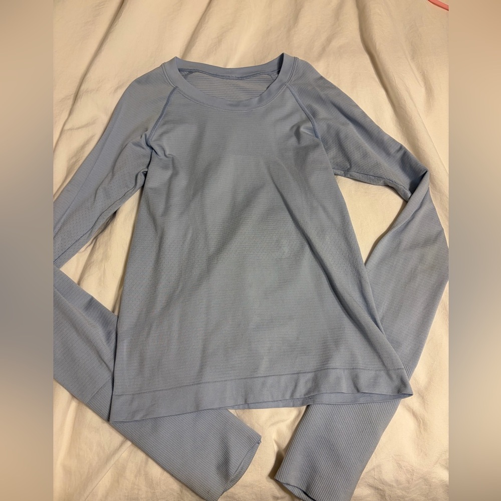 blue lululemon swiftly tech long sleeve race length size 2